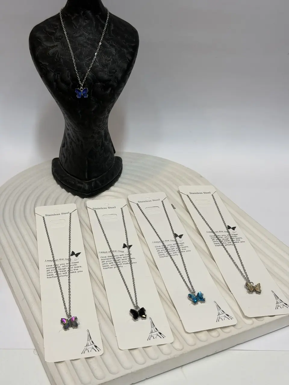 گردنبند دخترانه طرح پروانه