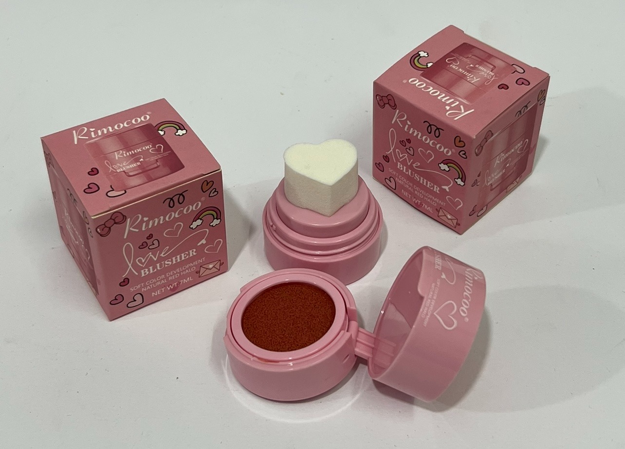 رژگونه مایع پددار قلبی